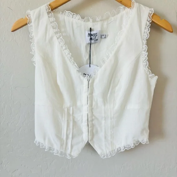 Princess Polly NWT linen and lace vest tank hook & eye closure dainty tank S - Picture 2 of 6